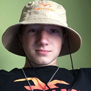 Meet your Posher, Lucas